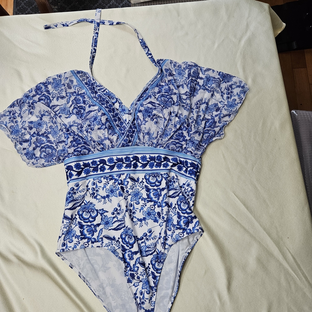 Chic Blue Floral Women's One-Piece Swimsuit